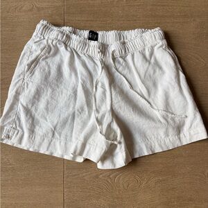 GAP White Linen-Blend Shorts M minimalist, costal, costal grandma, beach, spring
